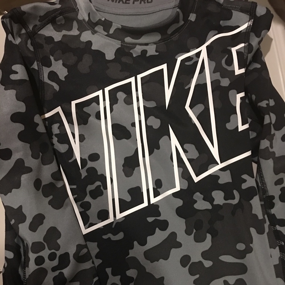 Boys large Nike Pro long sleeve